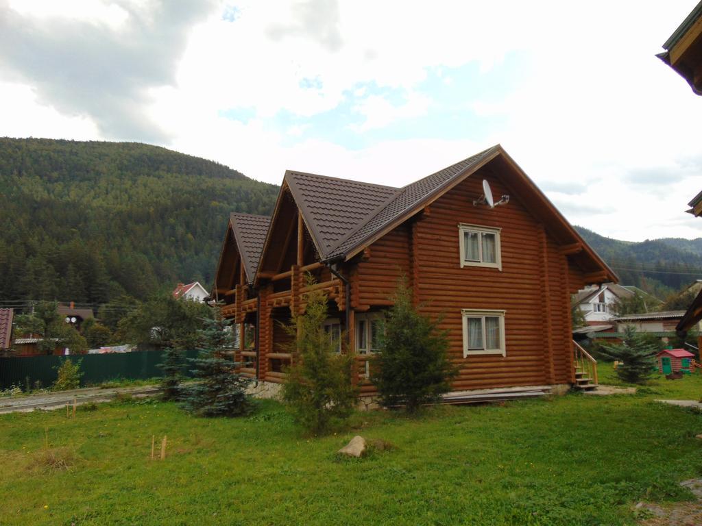 Leoslav Apartments Tatariv Luaran gambar