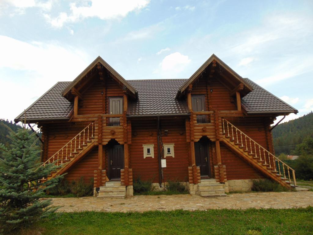 Leoslav Apartments Tatariv Luaran gambar
