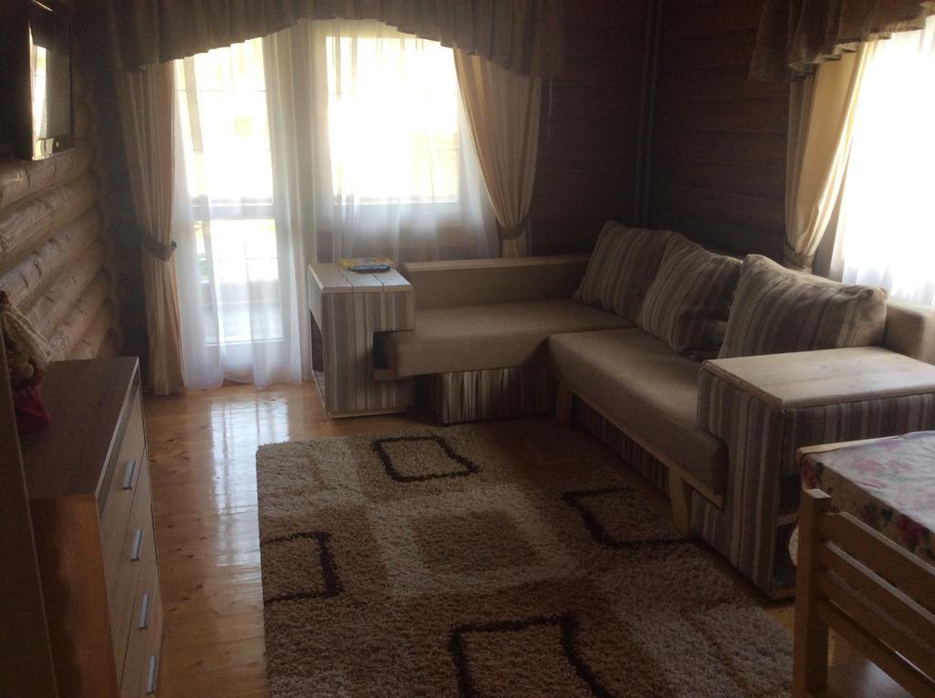 Leoslav Apartments Tatariv Luaran gambar